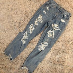 American Eagle Ripped Mom Jean